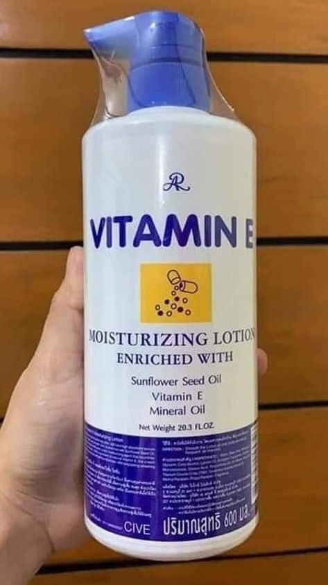 AR%20%20ARON%20%20Vitamin%20E%20Moisturizing%20WHITENING%20Lotion%20600%20ml%20arml%20Made%20in%20Thailand%20-%20Image%203