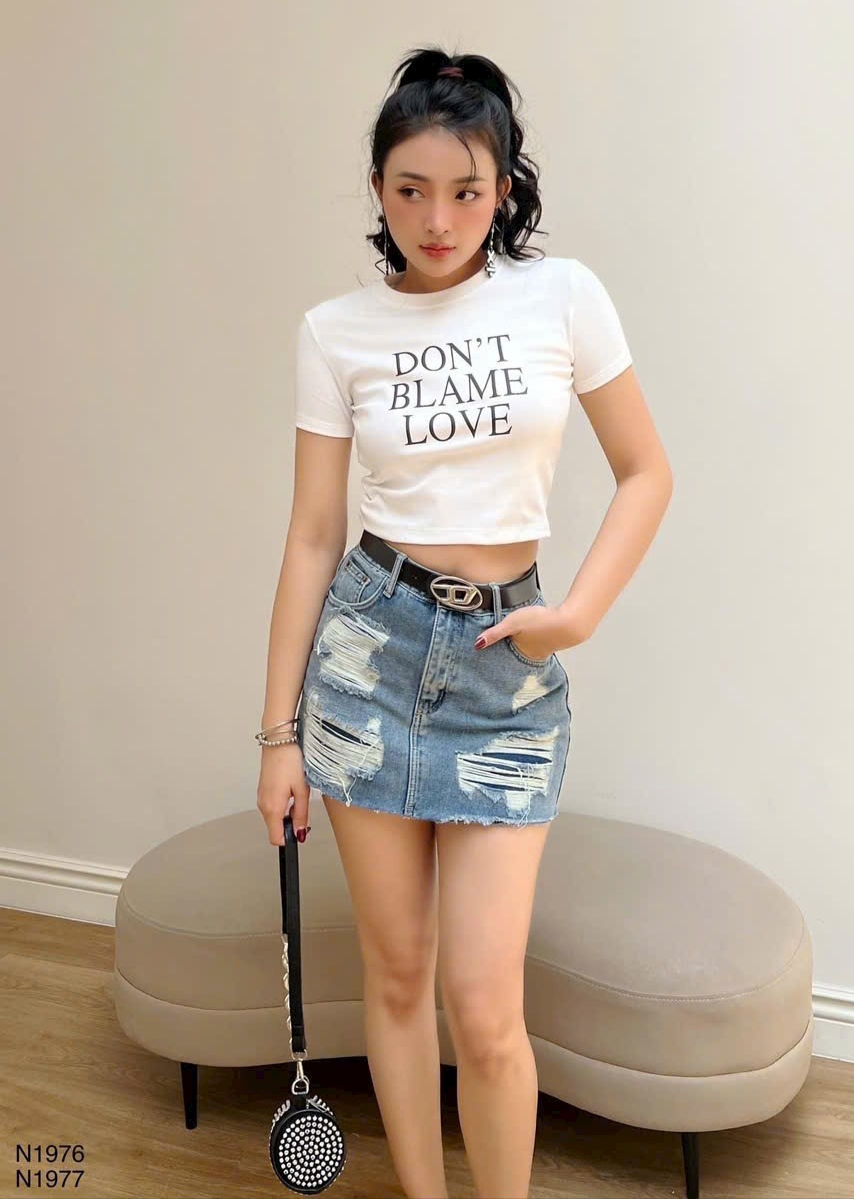 Áo thun nữ croptop form ôm in hình siêu xinh