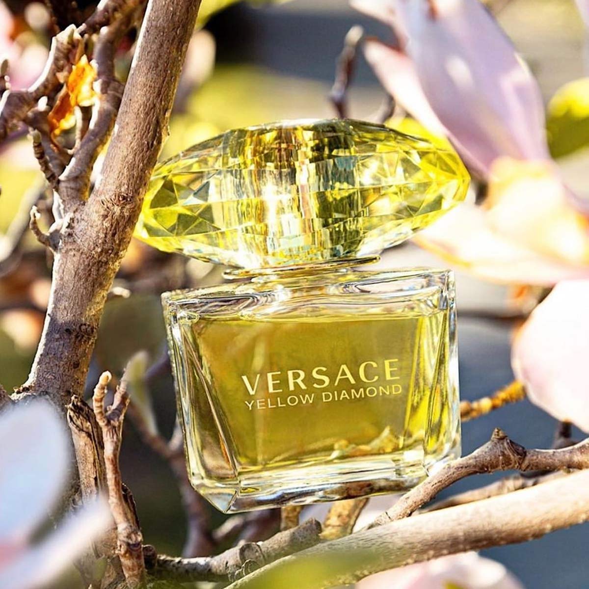 Nước hoa nữ Versace Yellow Diamond EDT vàng 90ml
