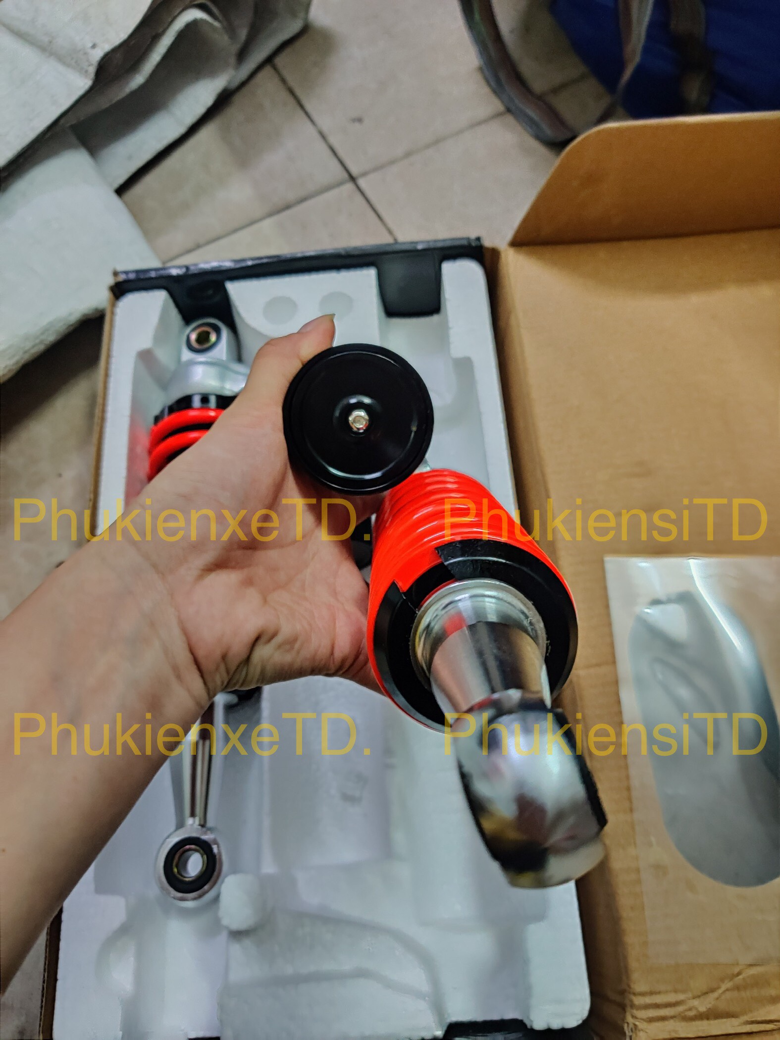 Phuộc Yss tem khắc CNC lắp Sirius Jupiter Taurus Cub78 Max