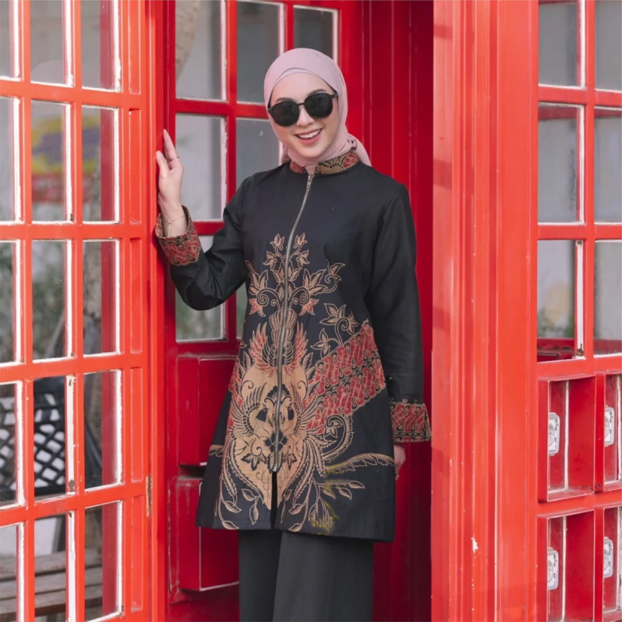 Baju Tunik Batik Wanita Kerja Lengan Panjang Warna Hitam Motif Terbaru |  Lazada Indonesia