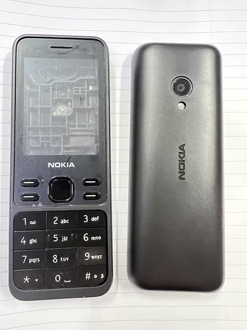 Vỏ điện thoại Nokia 150 (2020) có sườn có phím