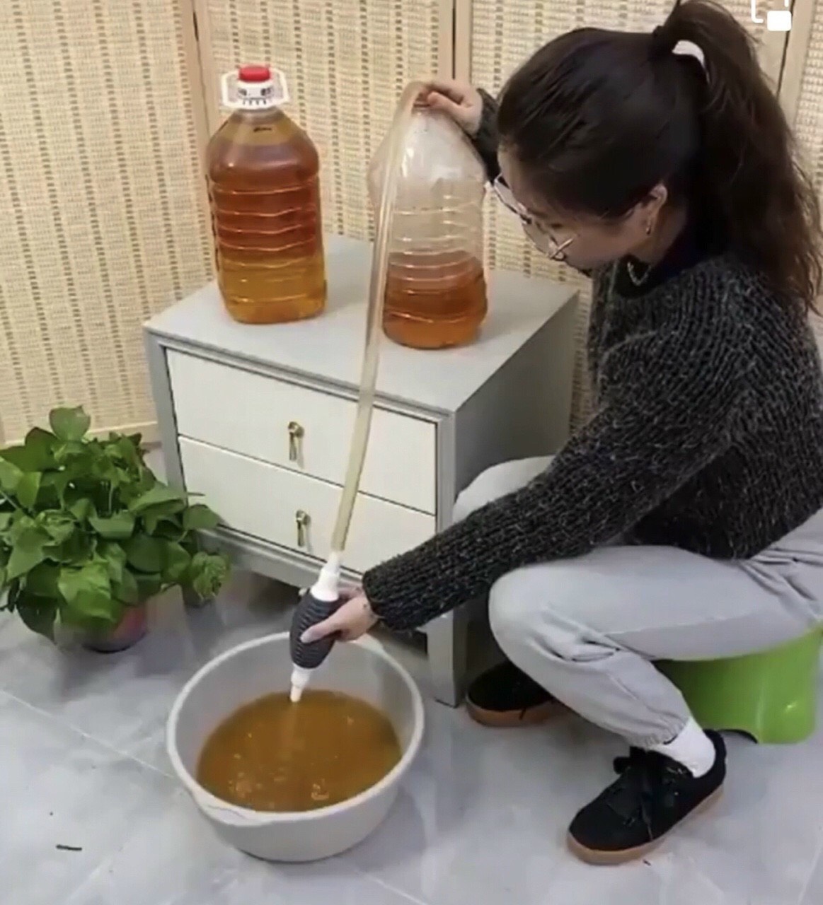 VÒI HÚT RƯỢU, HÚT XĂNG ĐA NĂNG