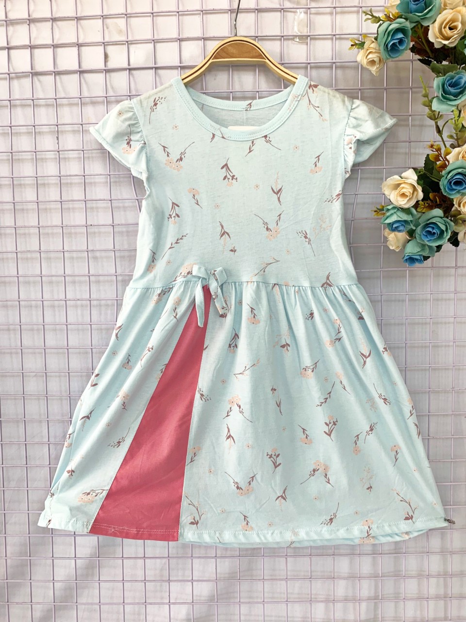 CN 2 đầm cotton mềm mát cho bé gái 20-35kg luôn cập nhập các mẫu hot trend hằng ngày