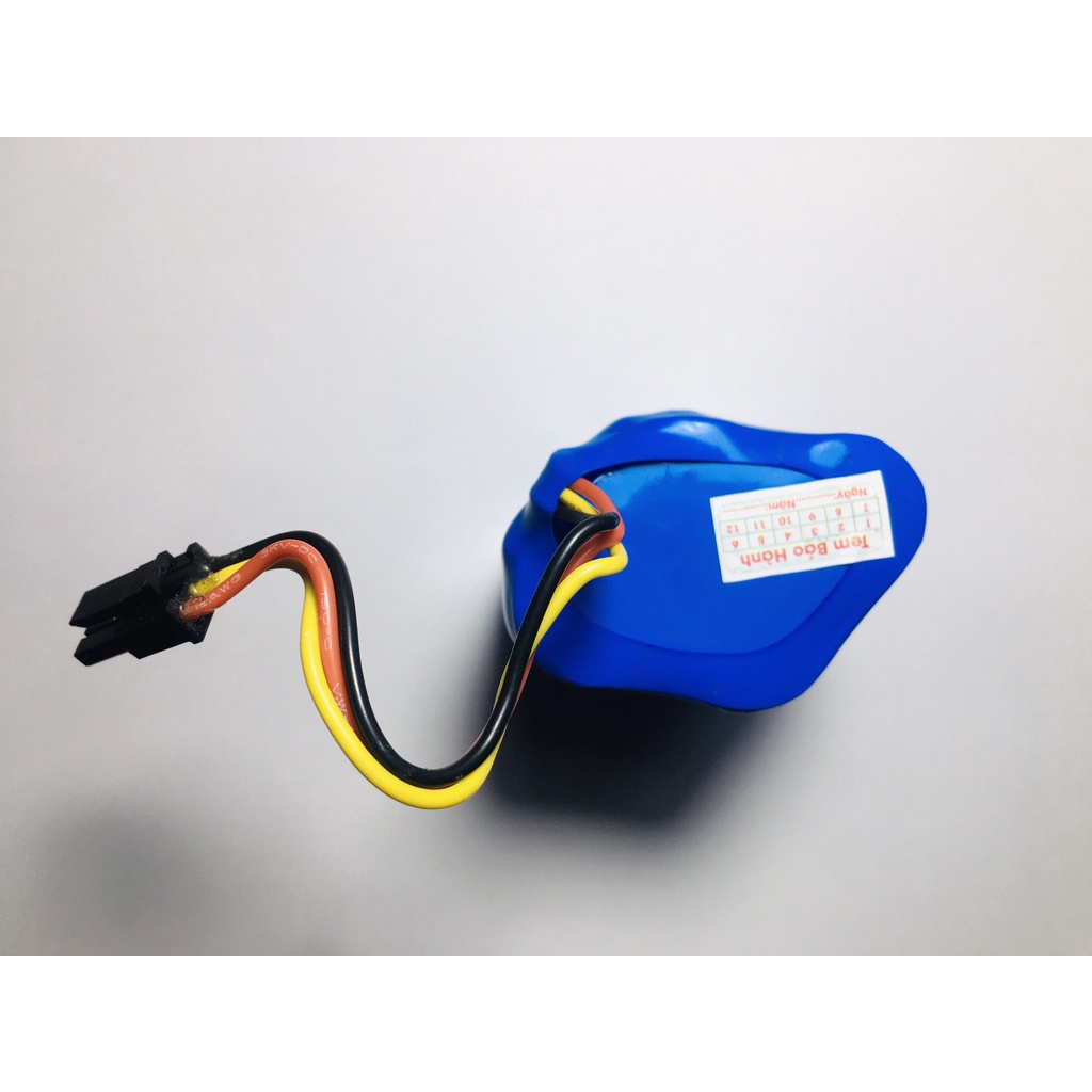 PIN ROBOT HÚT BỤI ROBOTEK W500 (DUNG LƯỢNG 3200 mAH ) BẢO HÀNH 9 THÁNG