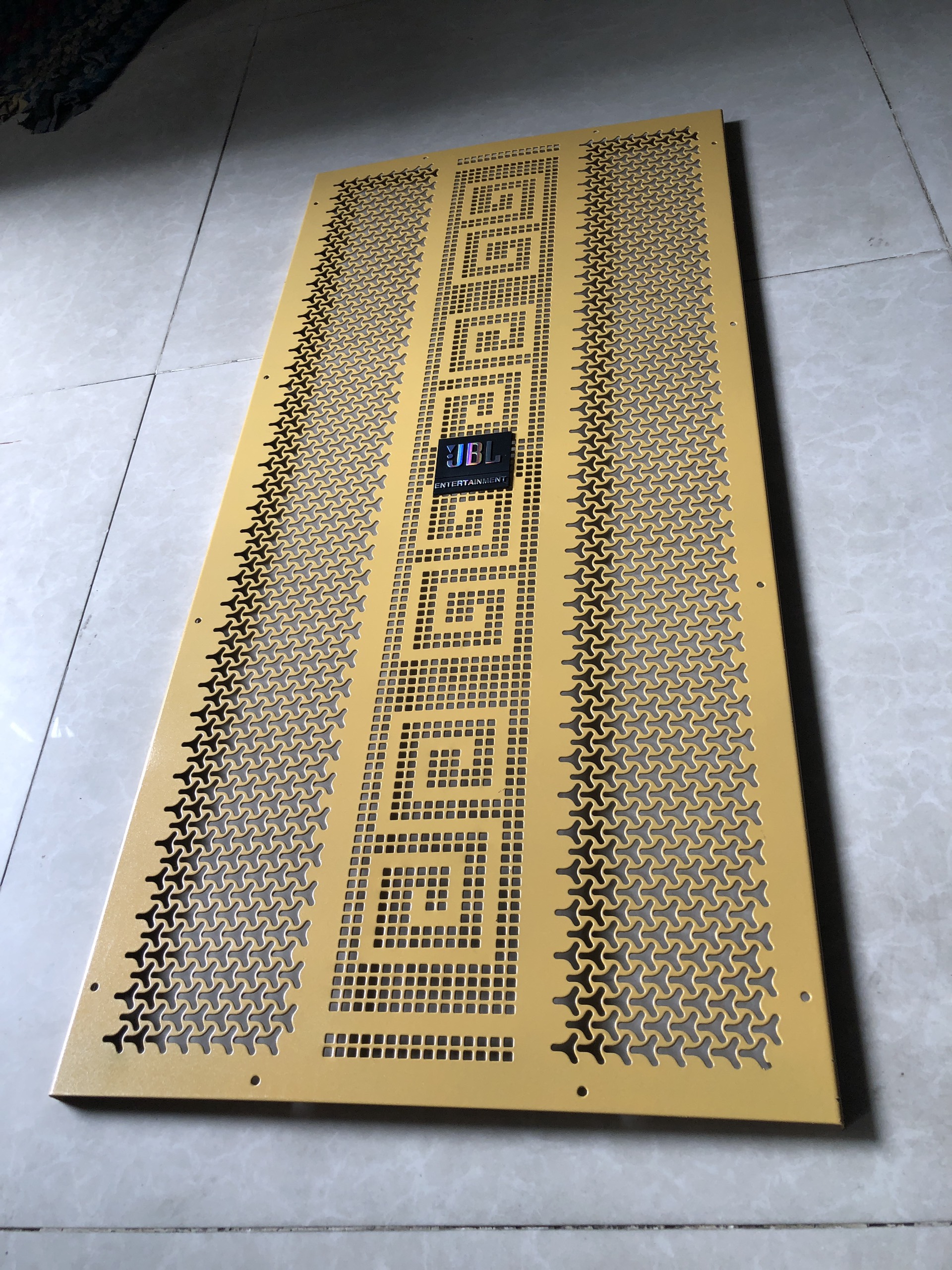 Lưới loa 3 tất đôi 78.5cm x 36cm( loại tốt)