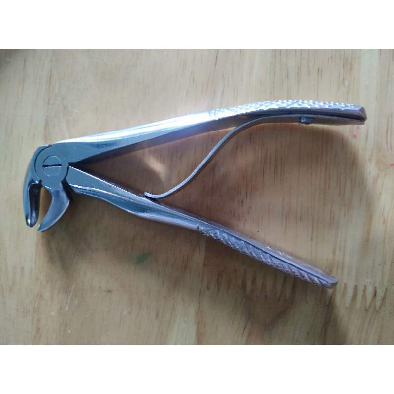 bộ 7 chiếc kìm nhổ răng trẻ em( có tách lẻ từng cây)