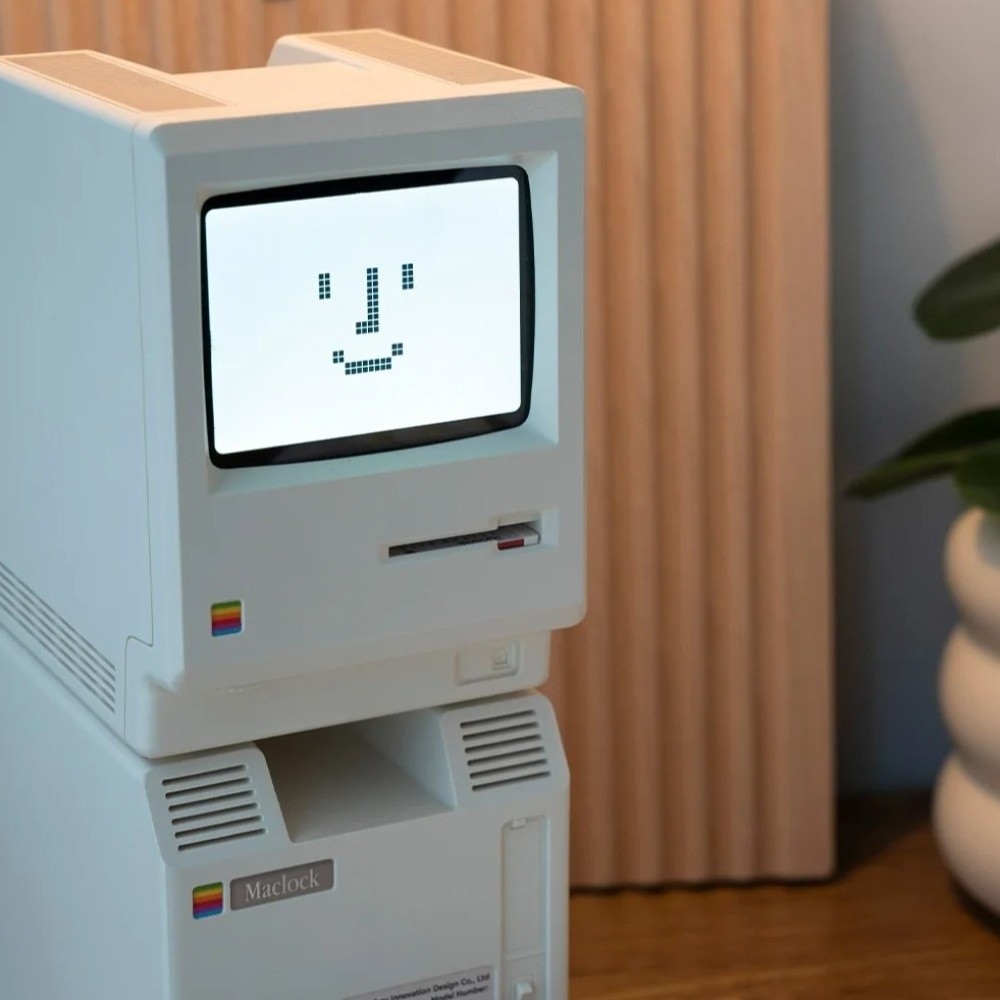 New Computer-Inspired Retro MacLock Clock Calendar Temperature Pixel ...