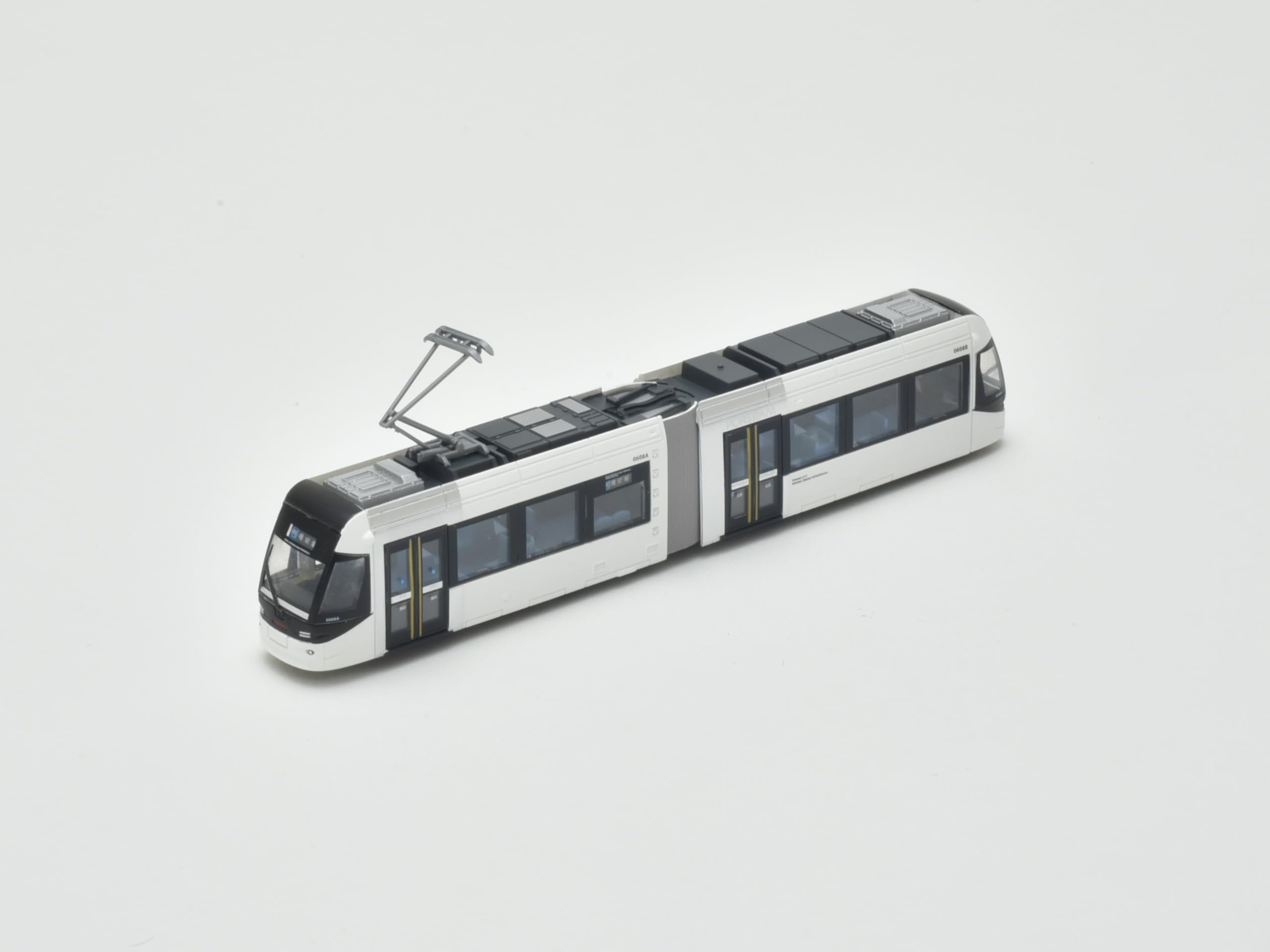 【100% original From Japan 】 TOMYTEC Railway Collection Iron Collection  Toyama Local Railway Type 0600 Train (LRT) Car No. 0608 Diorama Supplies