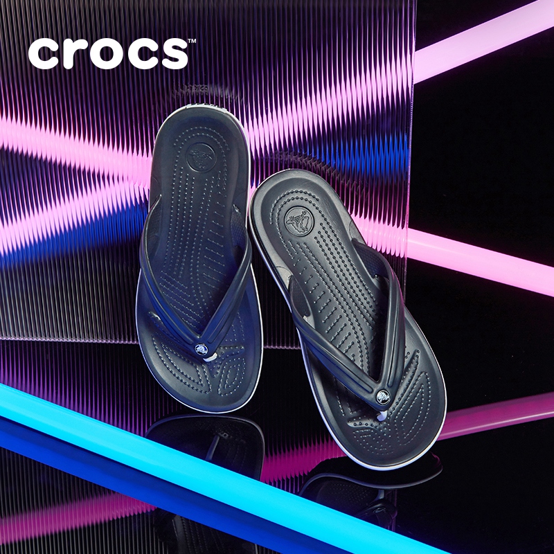 Purple crocs clearance flip flops