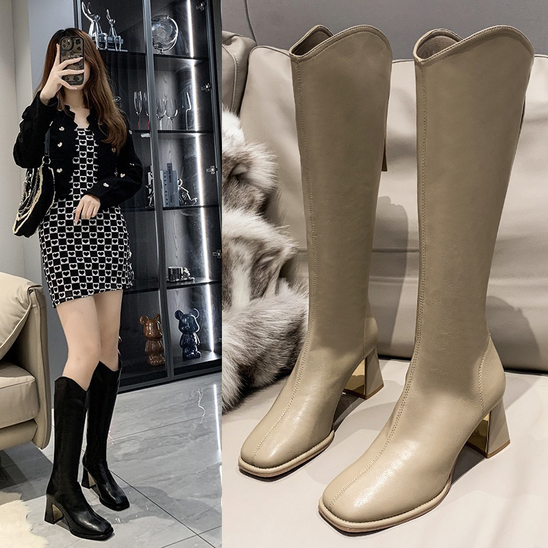 Bốt cổ Vát Chữ V đế tráng gương 7p chất da cao cấp
