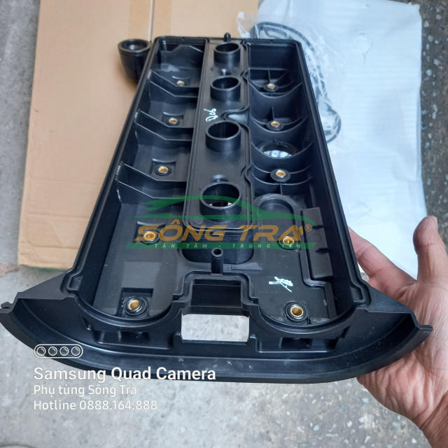 Nắp giàn cò chevrolet captiva 2008