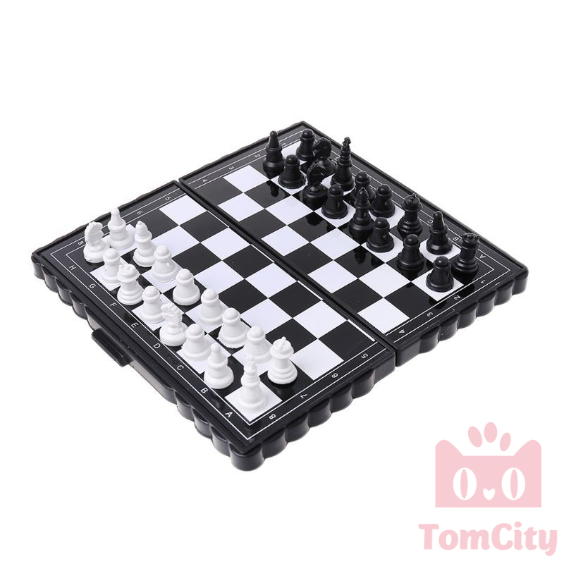 Bộ cờ vua nam châm bằng nhựa kích thước mini bỏ túi tiện dụng