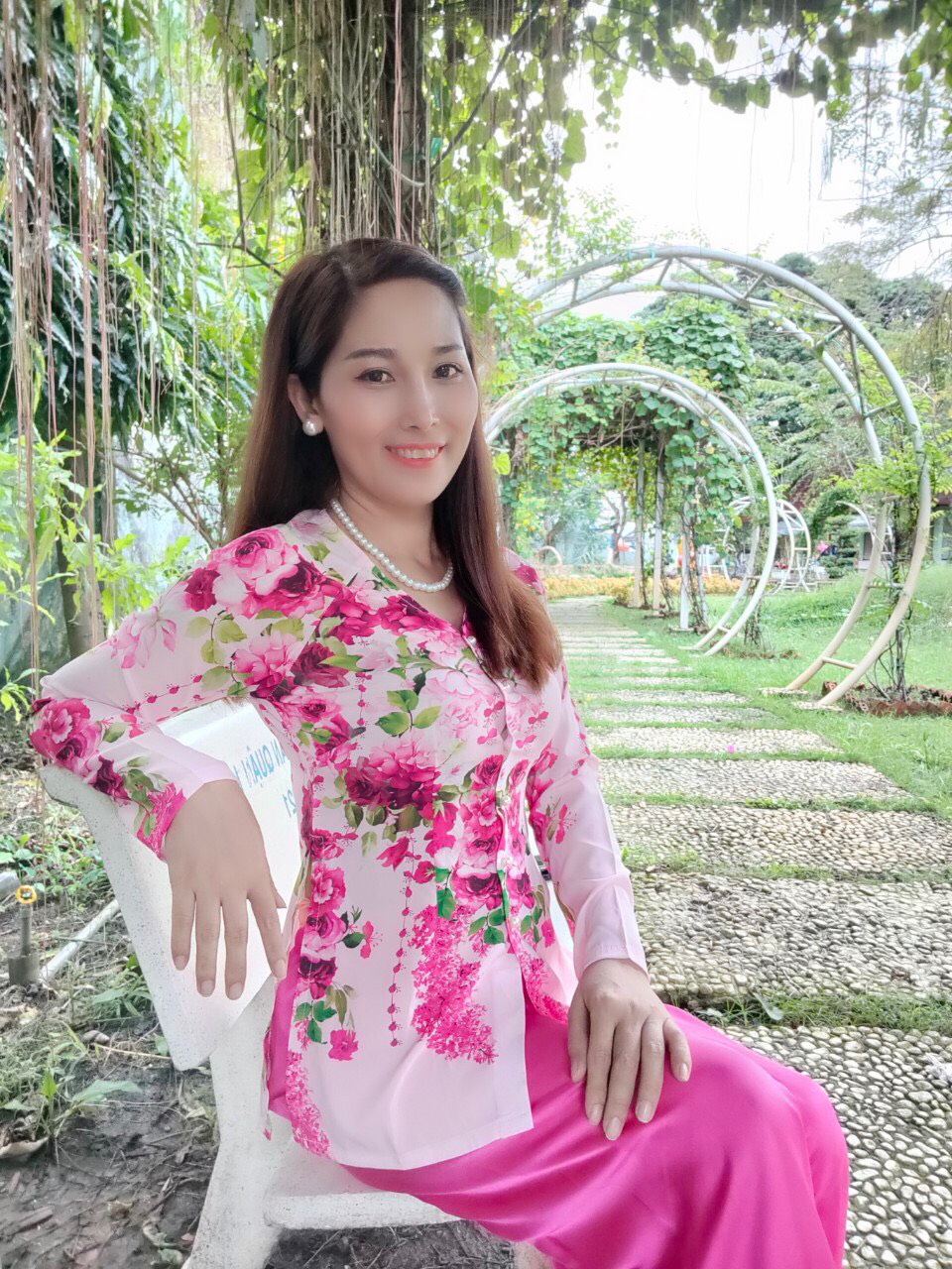 BỘ BÀ BA LẠP THỂ LỤA PHÁP IN 4D