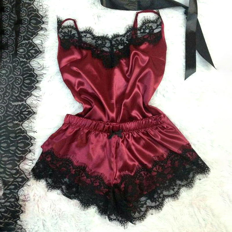 Women%20Sleepwear%20Sleeveless%20Strap%20Nightwear%20Lace%20Trim%20Satin%20Cami%20Top%20Pajama%20Set%20GENGLI%20-%20Image%203