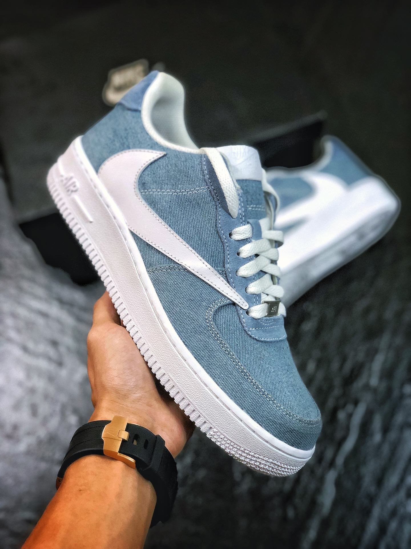 air force with blue tick