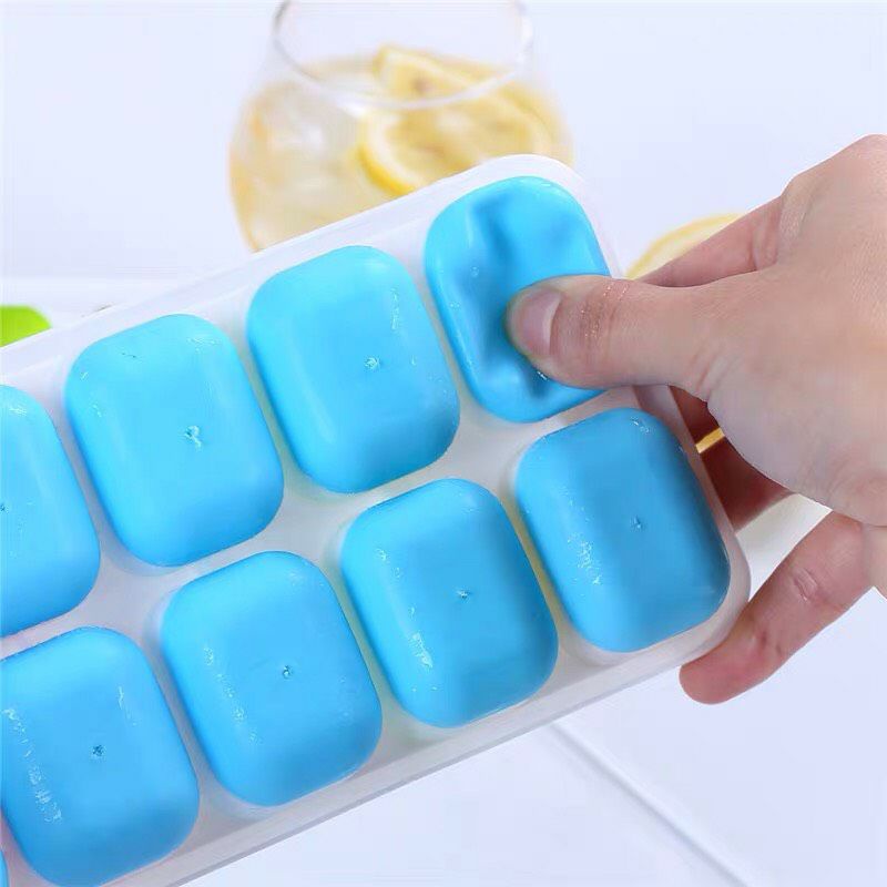 Khay Làm Đá 14 Ô Có Nắp Đậy.