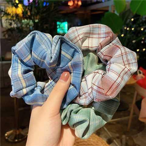 Dây buộc tóc, cột tóc scrunchies caro dễ thương