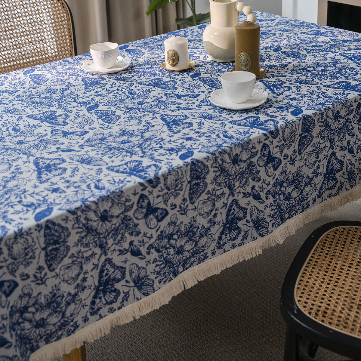 Bohemian Table Cloth Tea Table Decoration Flower/Butterfly Blue Jacquard Dining Tablecloth Rectangle Thick Table Cover For Kitchen Dining Room Party New Year Christmas Holidays Picnic Decoration