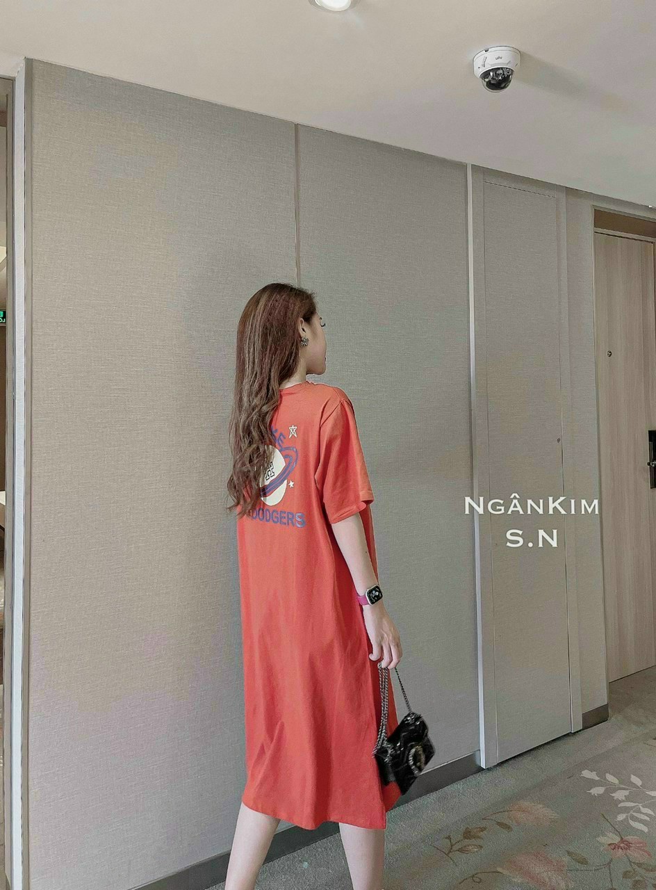 Váy suông bigsize, bầu bí bon chen, vải lụa không nhăn