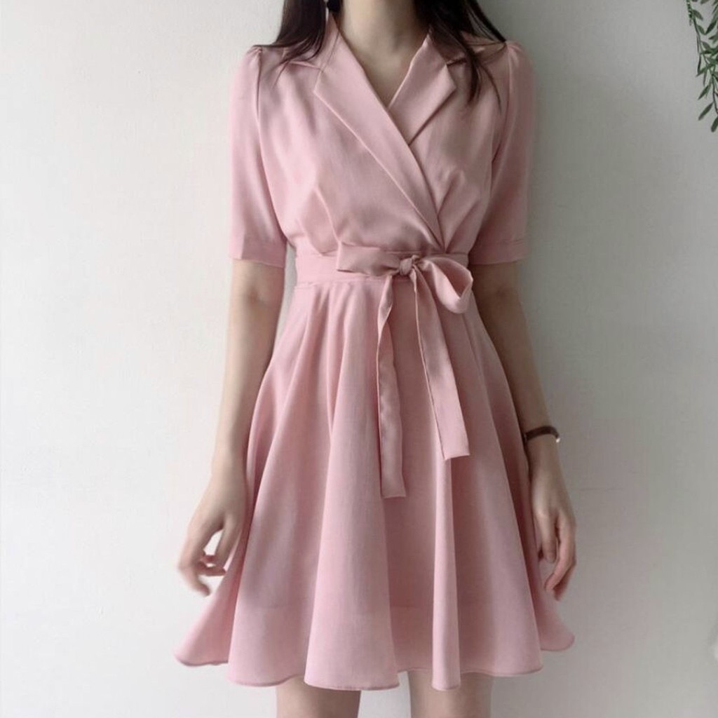 Đầm vest hồng thắt nơ