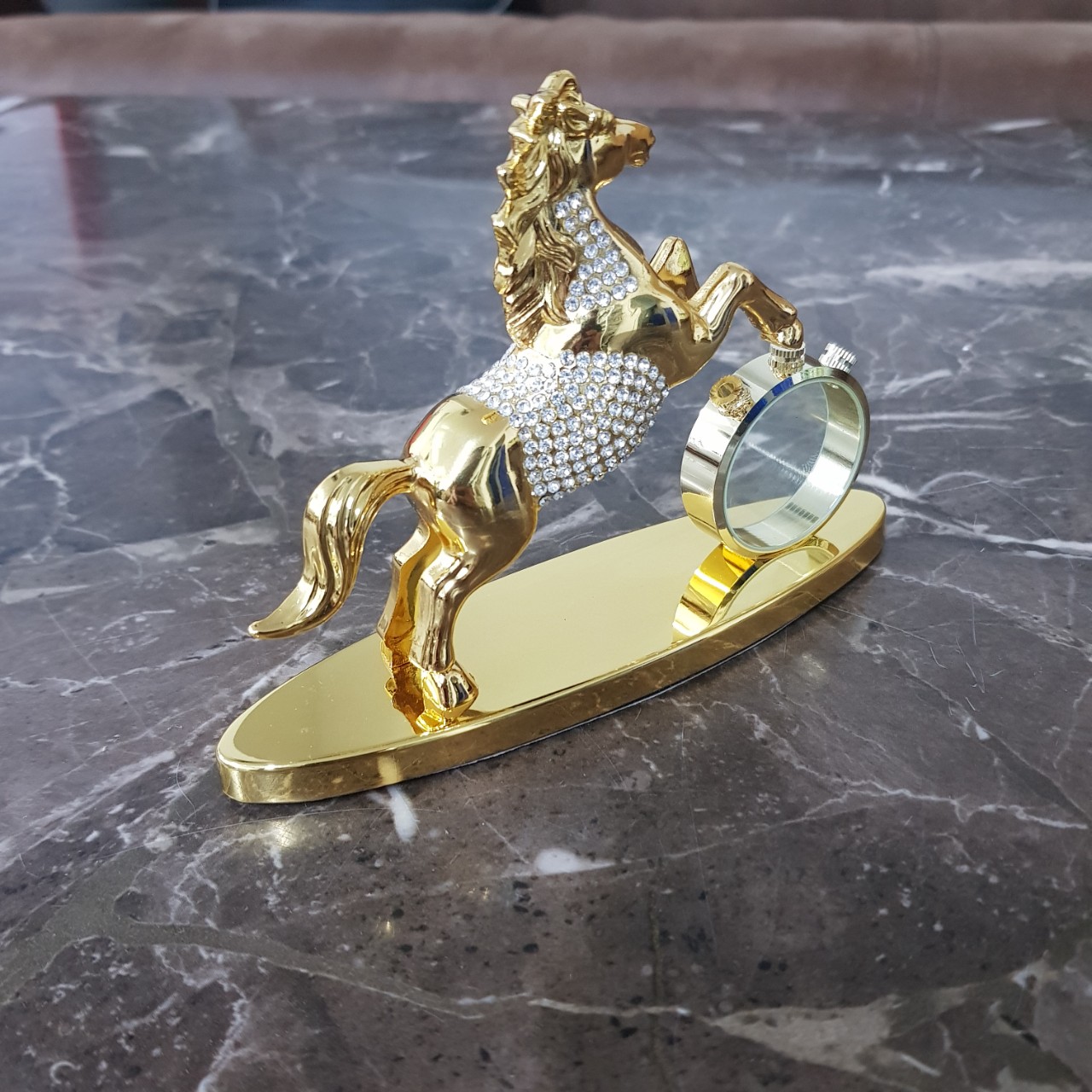 Nước hoa ngựa mã đáo đính đá