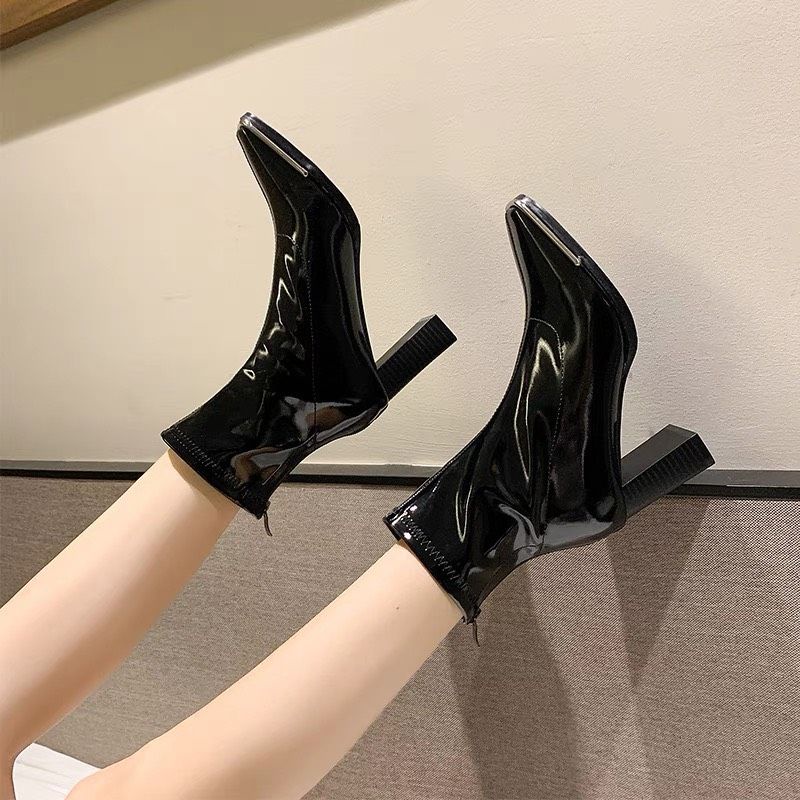 Bốt da bóng nữ sang chảnh , giày boot cổ lửng ôm chân chất da mềm gót 9cm
