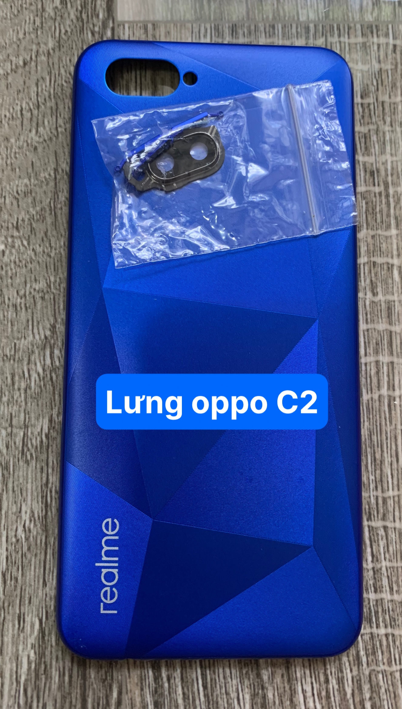 Vỏ nắp lưng điện thoại realme C2