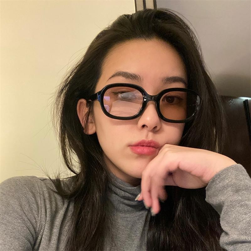 Retro%20Simple%20Hip%20Hop%20Style%20Trendy%20Sunglasses%20Personalized%20Couple%20Versatile%20Sunglasses%20Fashion%20Male%20Women%20New%20Gifts%20-%20Image%204