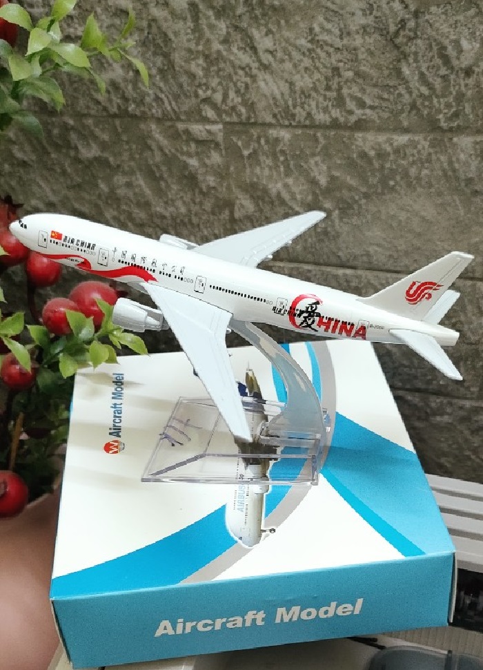 Mô hình máy bay tĩnh  B777 Air China 16cm