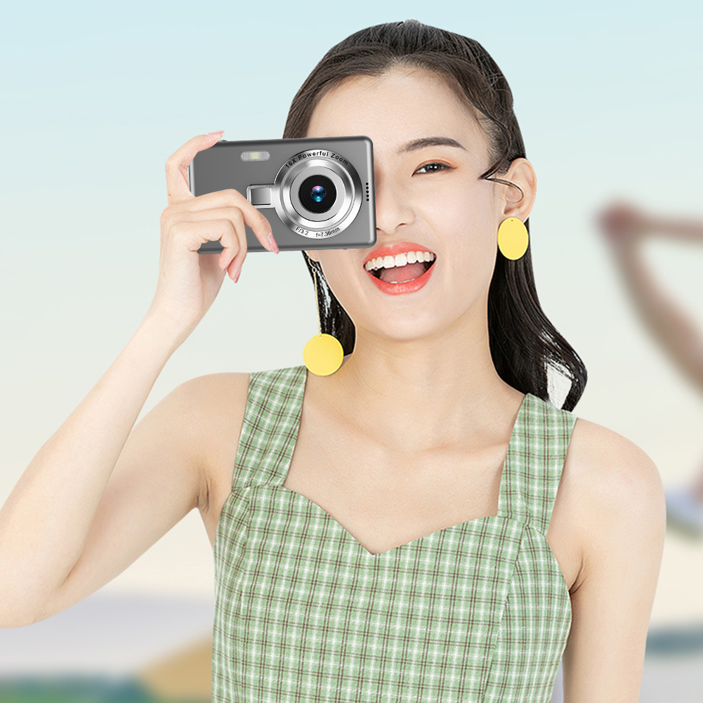 【Worldwide Delivery】 CCD 1080P Digital Camera 96MP Autofocus Vlogging Camera 16X Zoom Video Camcorder 2.4 Inch IPS Screen for Kid Adult Photography.