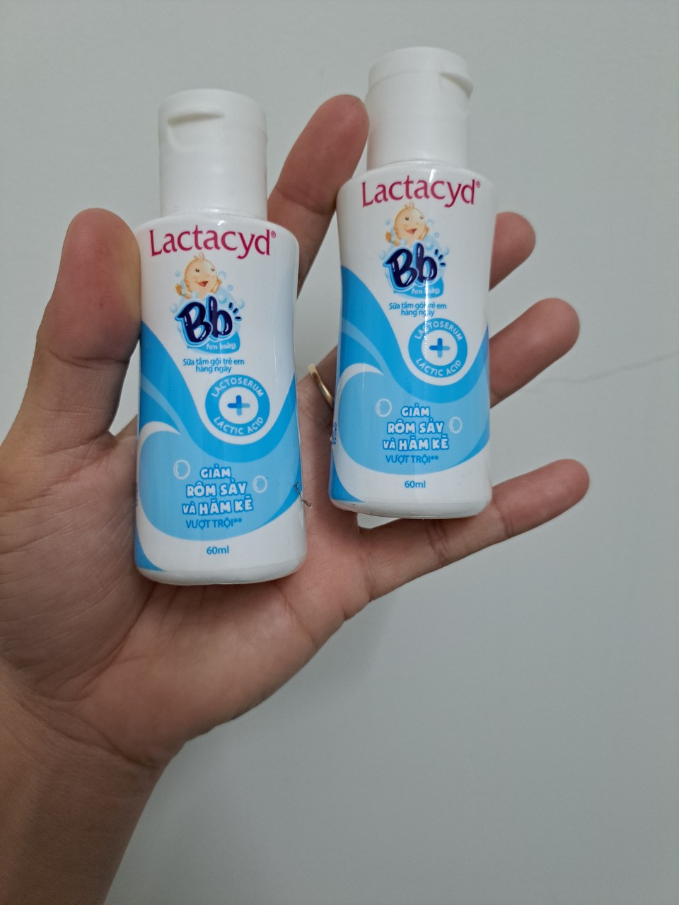 Sữa tắm gội trẻ em Lactacyd BB (Chai 60ml)