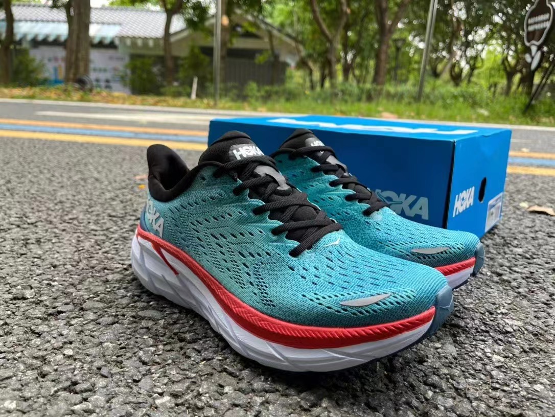 hoka one one clayton