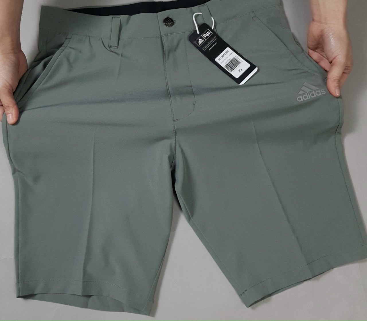 Quần short GOLF