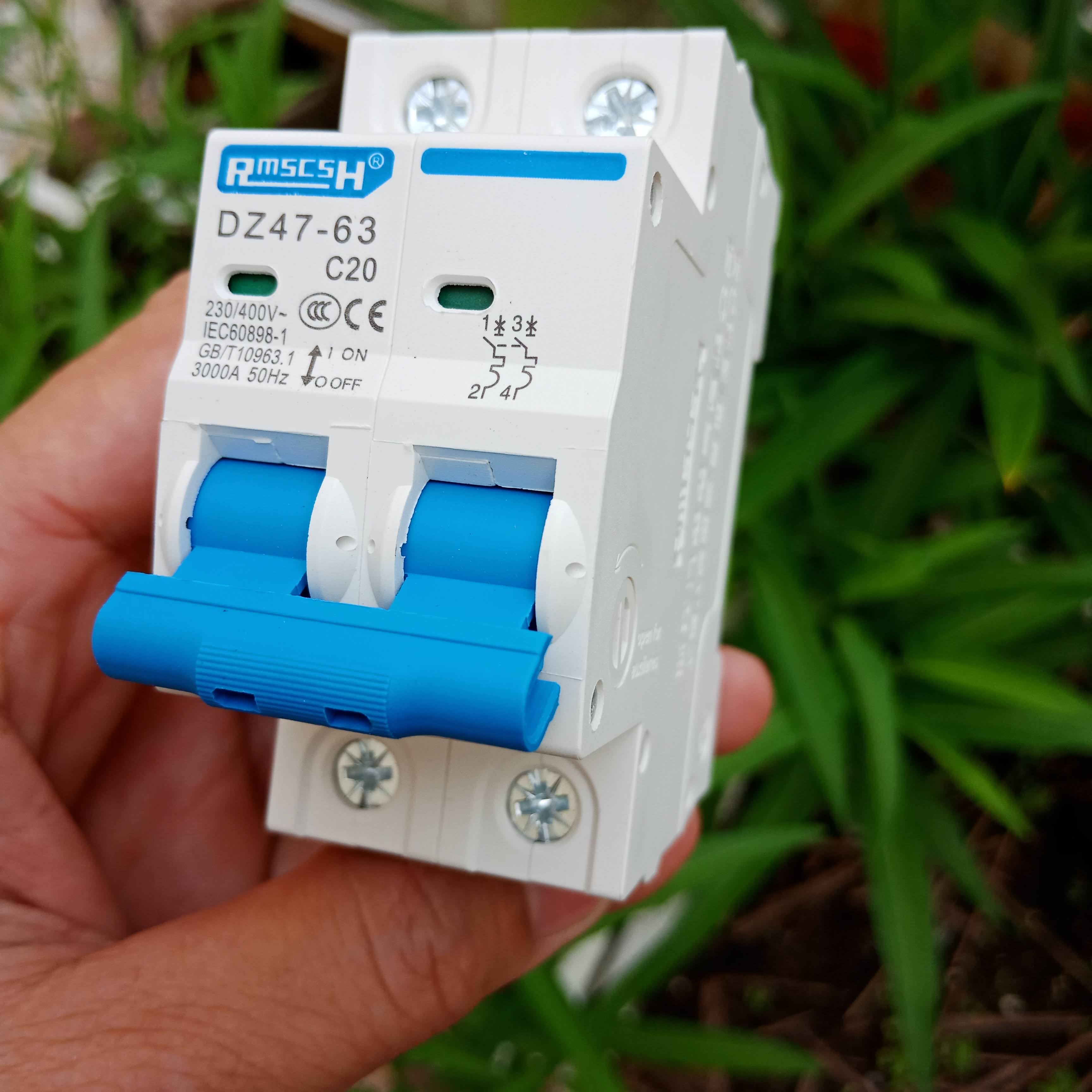 Aptomat CB 1 pha CB 2 cực 20A 40A 220VAC RMSCSH cầu dao