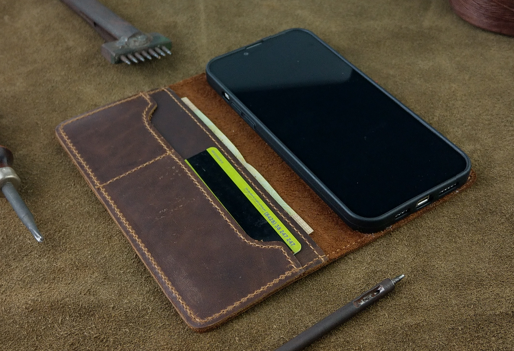 Bao Da dành cho Iphone 12 pro max /13 pro/13 pro max Handmade Da Bò Thật