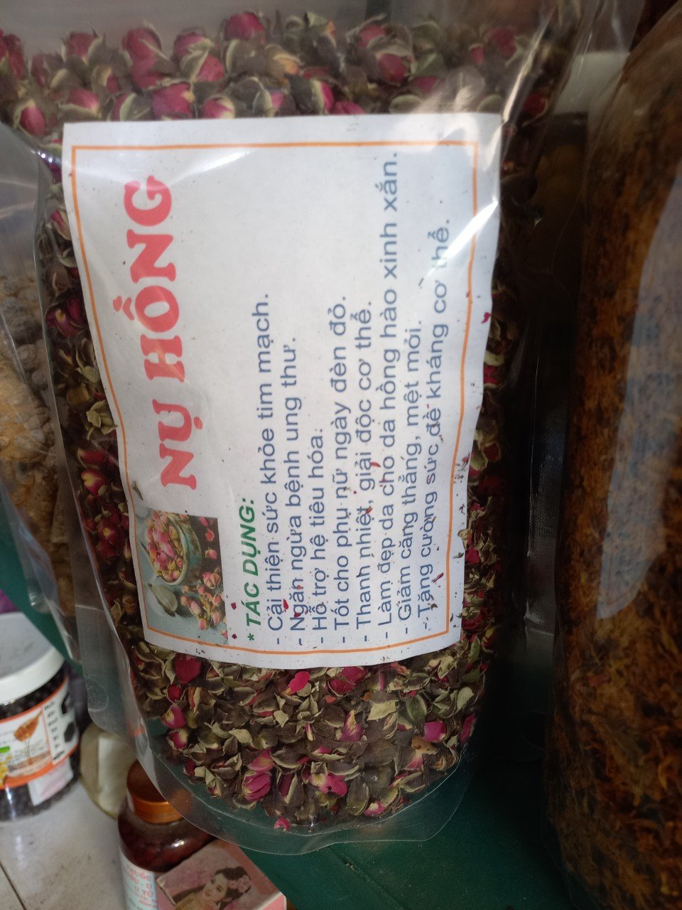 Nụ hồng phơi khô