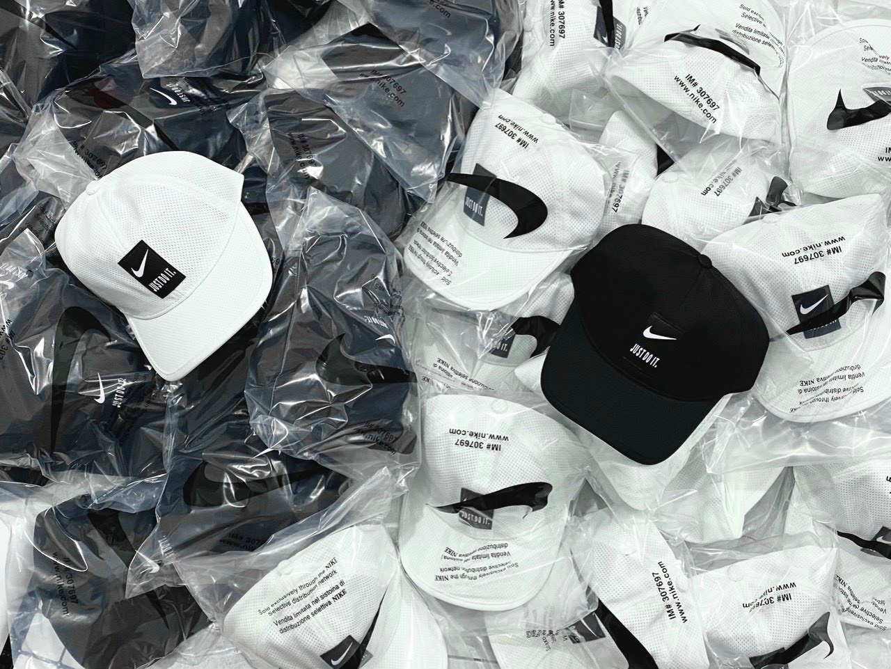 𝗦𝗔𝗟𝗘 𝗙𝗘𝗕𝗥𝗨𝗔𝗥𝗬 - SALE UP TO 60% -  - [SALE KHỦNG] MŨ NIKE
