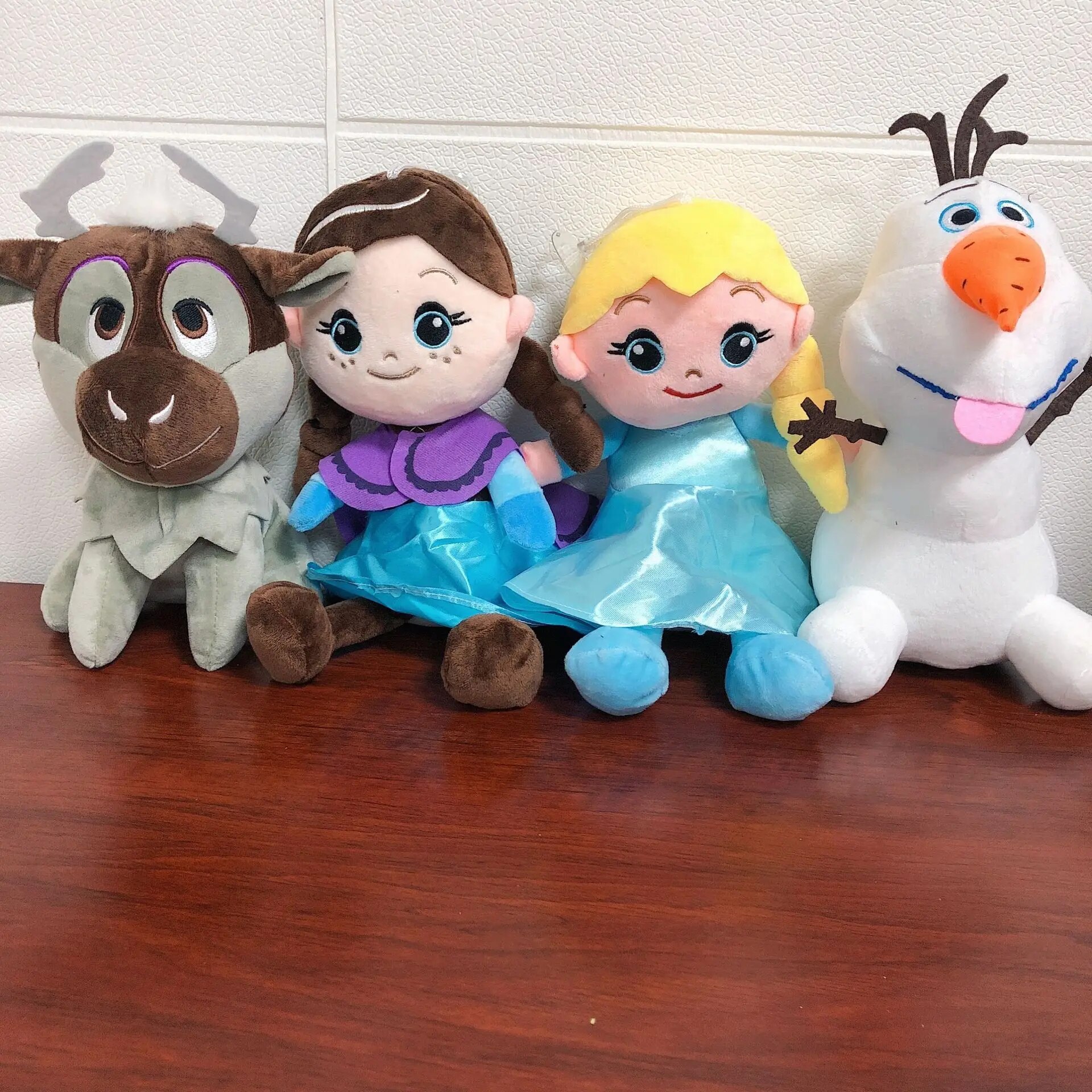 【Must-Have Accessories】 Frozen Elsa Anna Kristoff Sven Olaf Cosplay Doll Plush Kids Pendant Accessories.