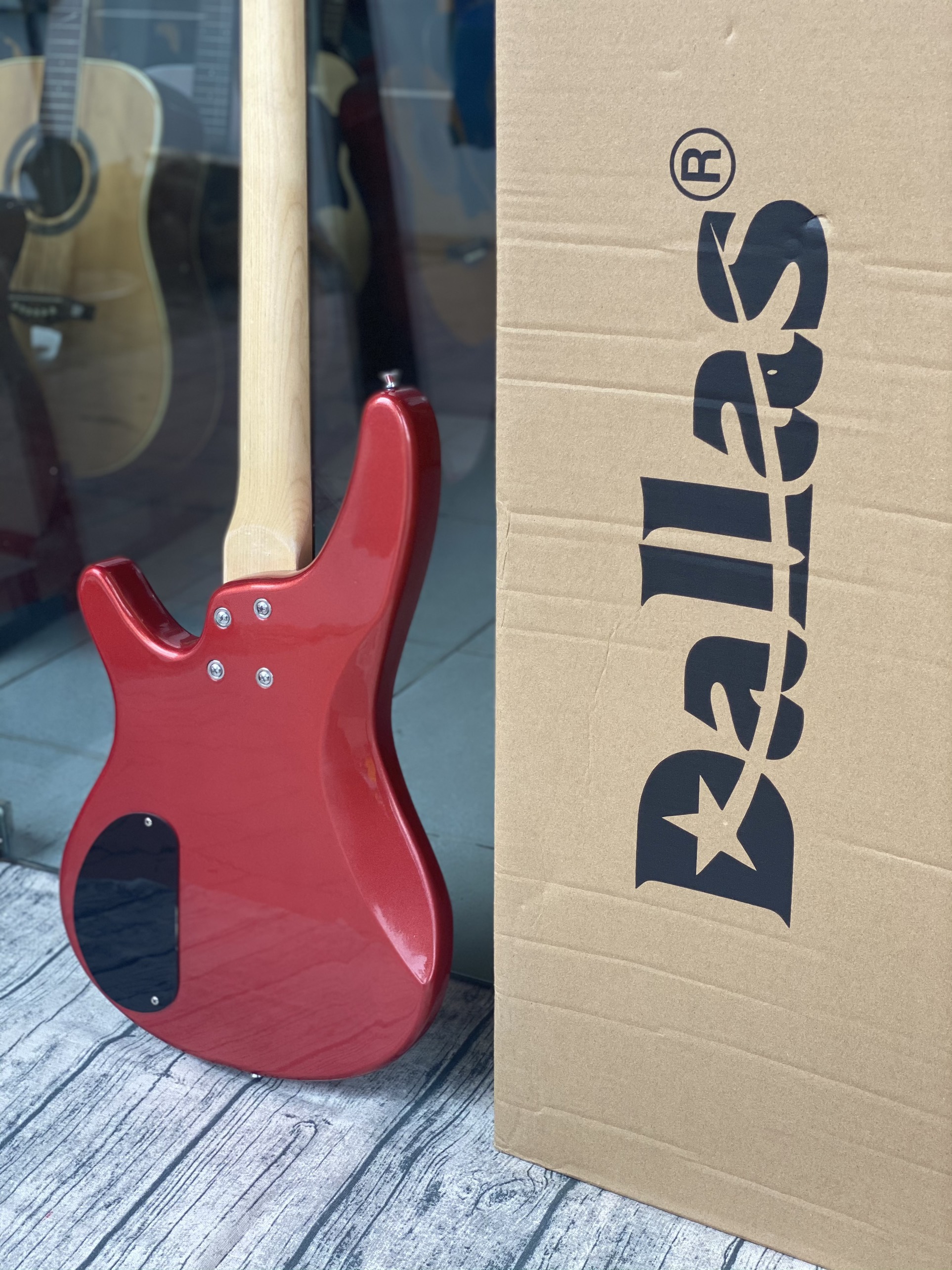 Đàn Guitar bass điện Dallas 3 mobin