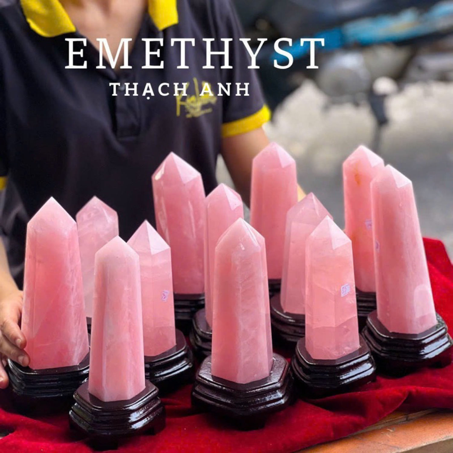 Trụ lục giác thach anh hồng đậm đẹp trụ đá phong thuỷ trấn trạch hàng đẹp