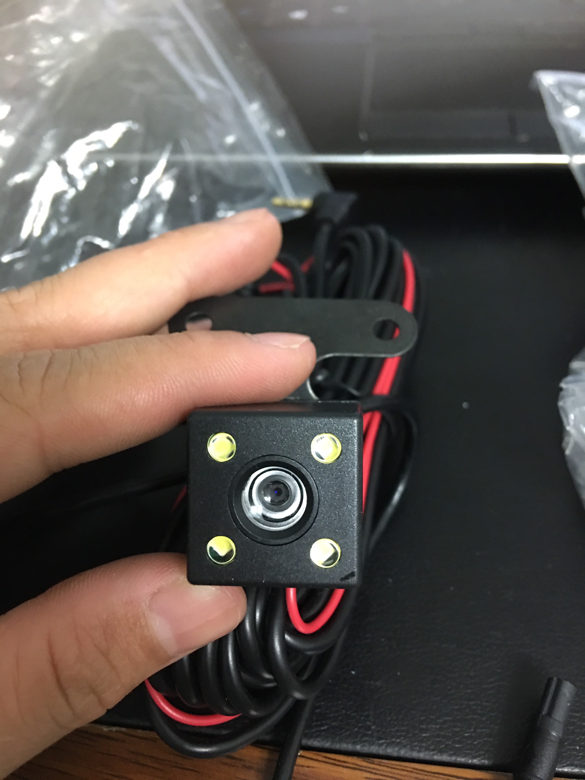 Camera Lùi Chuẩn HD Có 4 led 5 chân