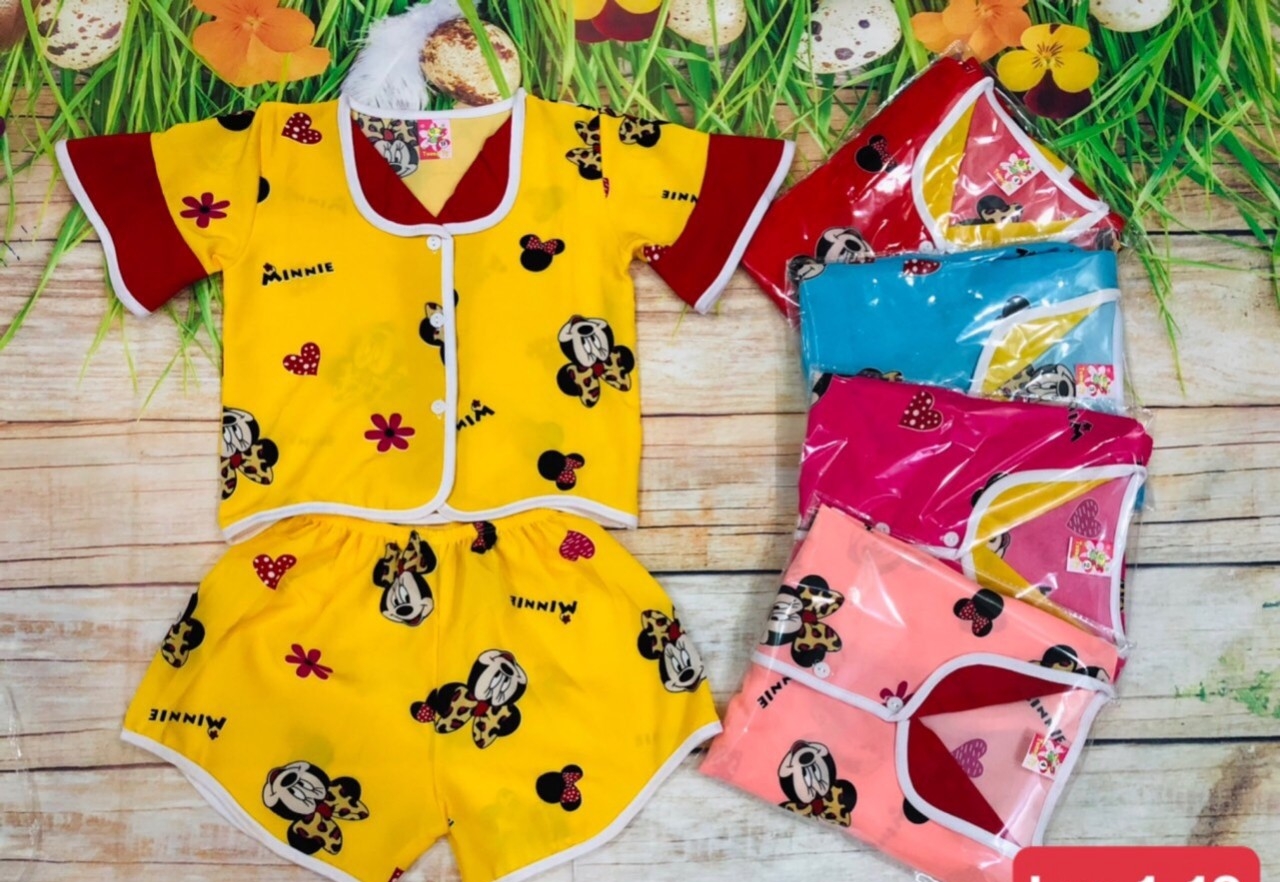 Bộ Lụa Tay Ngắn Gợn Sóng Bé (giao họa tiết ngẫu nhiên)