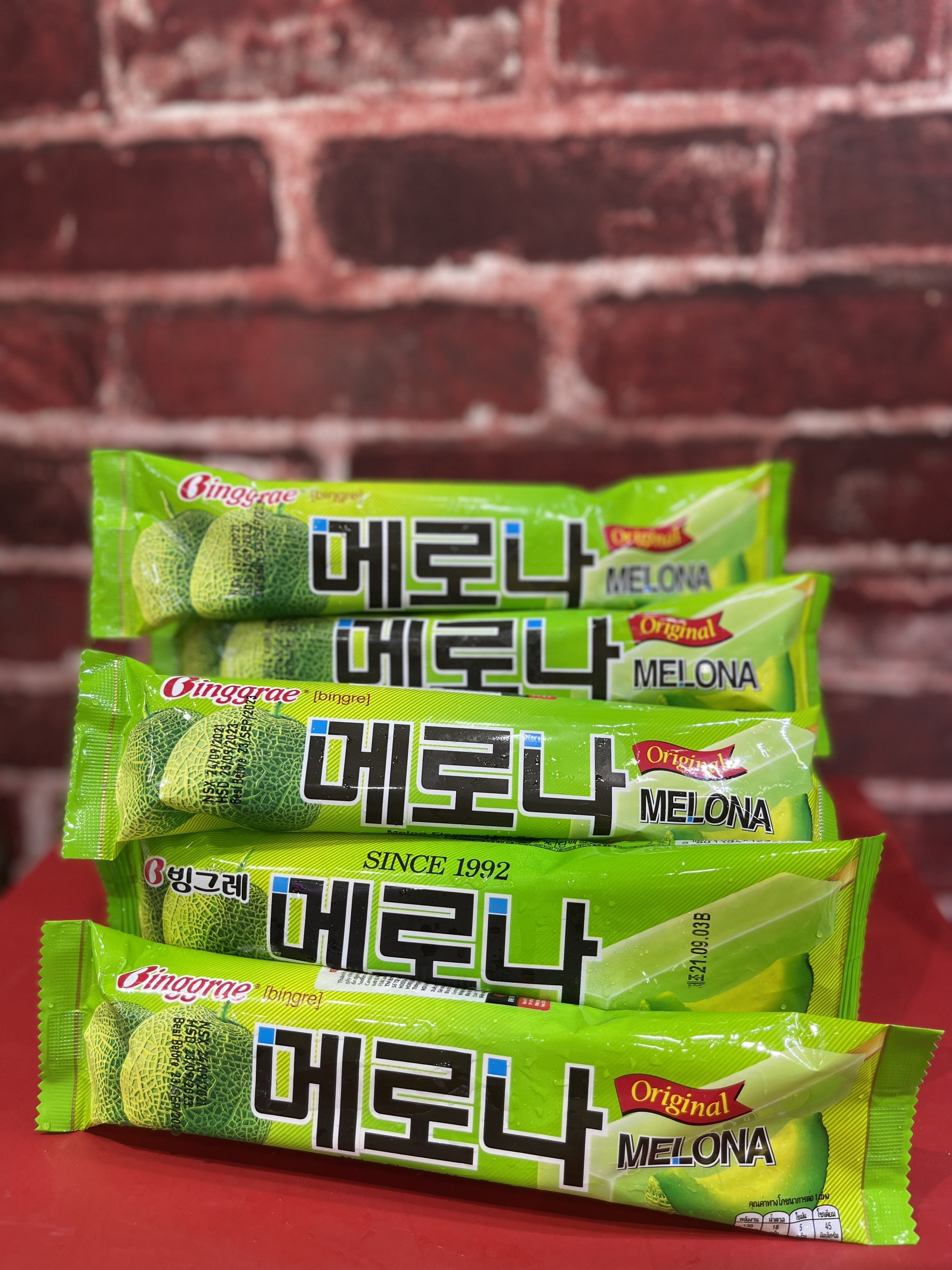 Kem Trái cây Melona  Binggrae Hàn Quốc