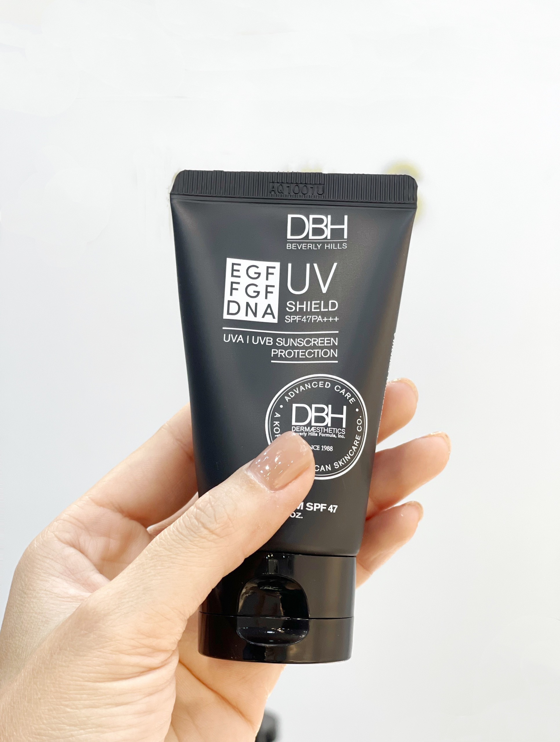 Kem chống nắng DBH 60ml Fullbox ( Bản Mỹ có EGF - FGF - DNA )