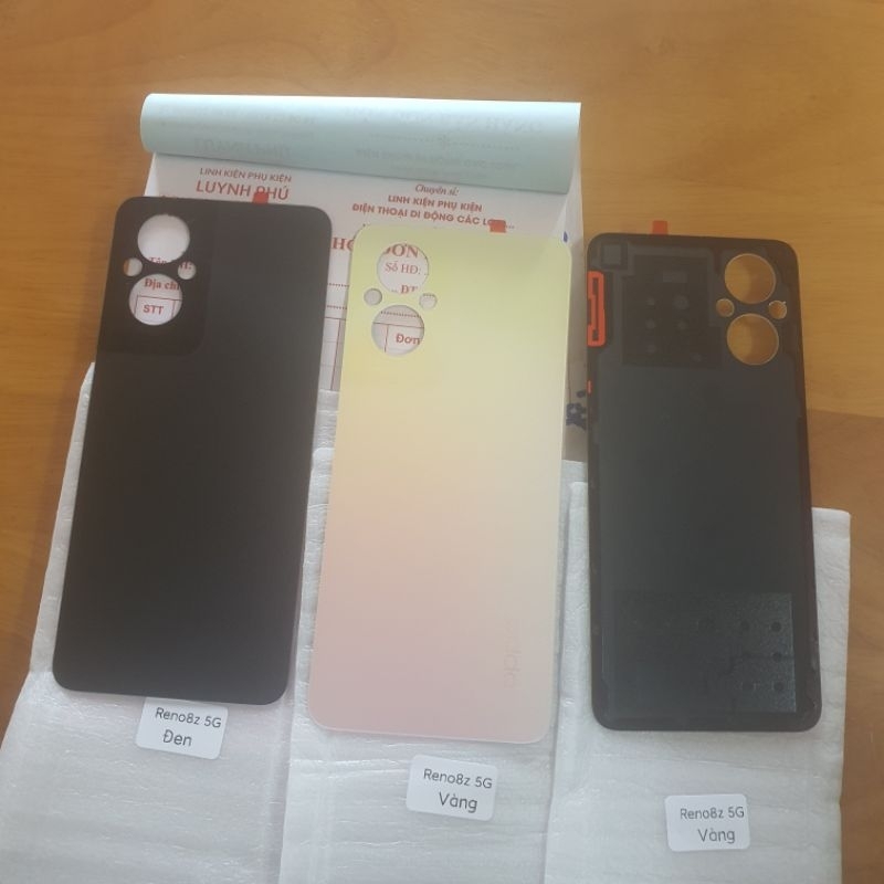 Nắp lưng Oppo reno 8Z 5G(lưng kính)