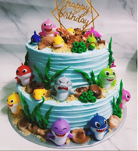 10pcs Baby Shark Action Figure Toy Silicone Shark Doll Cake Topper Kids Gift