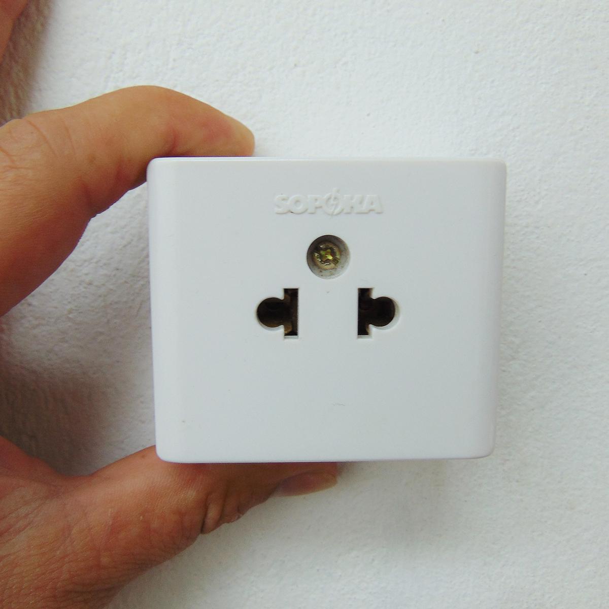 Ổ cắm nổi đơn/ 1 ổ cắm / chống cháy sopoka e17