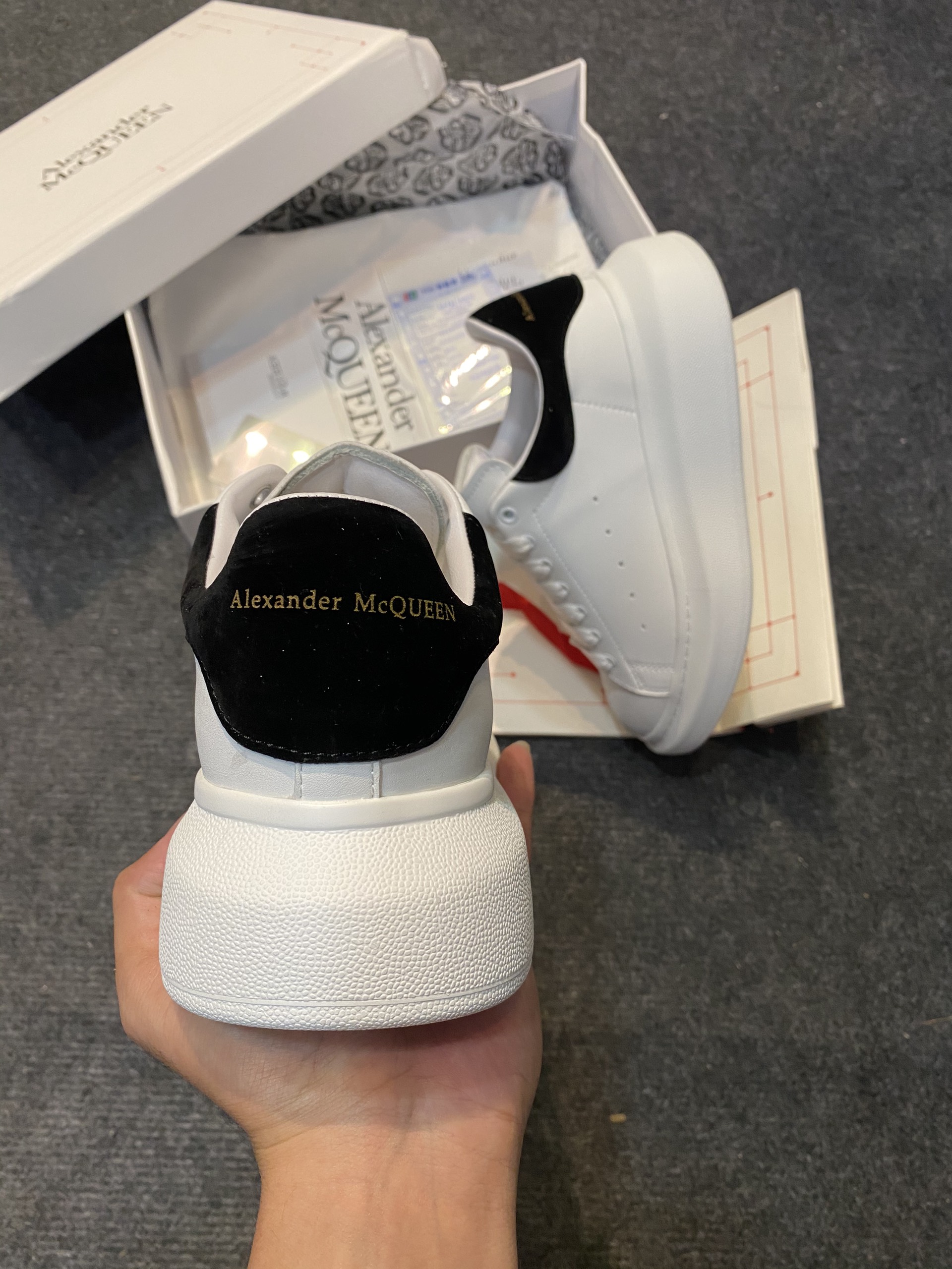 Giày alexander mcqueen nam nữ sc