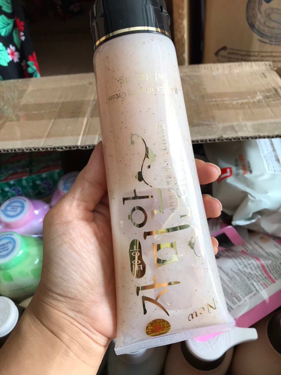 TẨY TẾ BÀO CHẾT BODY HÀN QUỐC CÓ HẠT MASSAGE